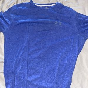 Under armor athletic tshirt